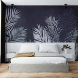 Tropikalna fototapeta Egzotyczny liść palmy w kolorze ciemnoniebieskim