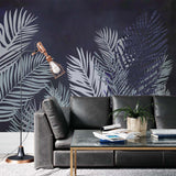 Tropikalna fototapeta Egzotyczny liść palmy w kolorze ciemnoniebieskim