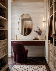 White brick wallpaper in a dressing room.