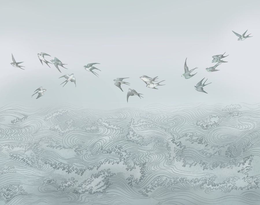 Vogels boven nevelige zee behang – zachtblauwe chinoiserie golven fotobehang