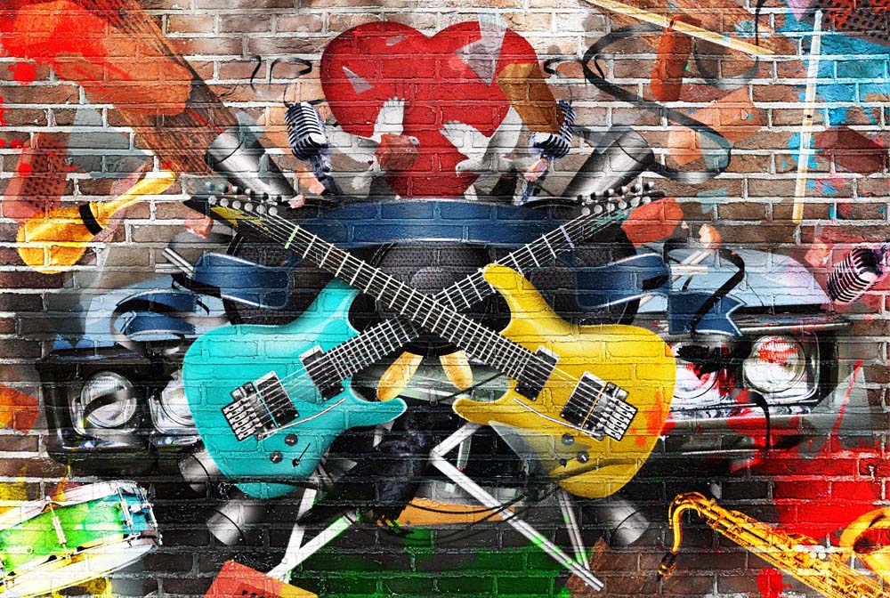 Muziek-graffitifotobehang met gitaren en instrumenten op baksteen