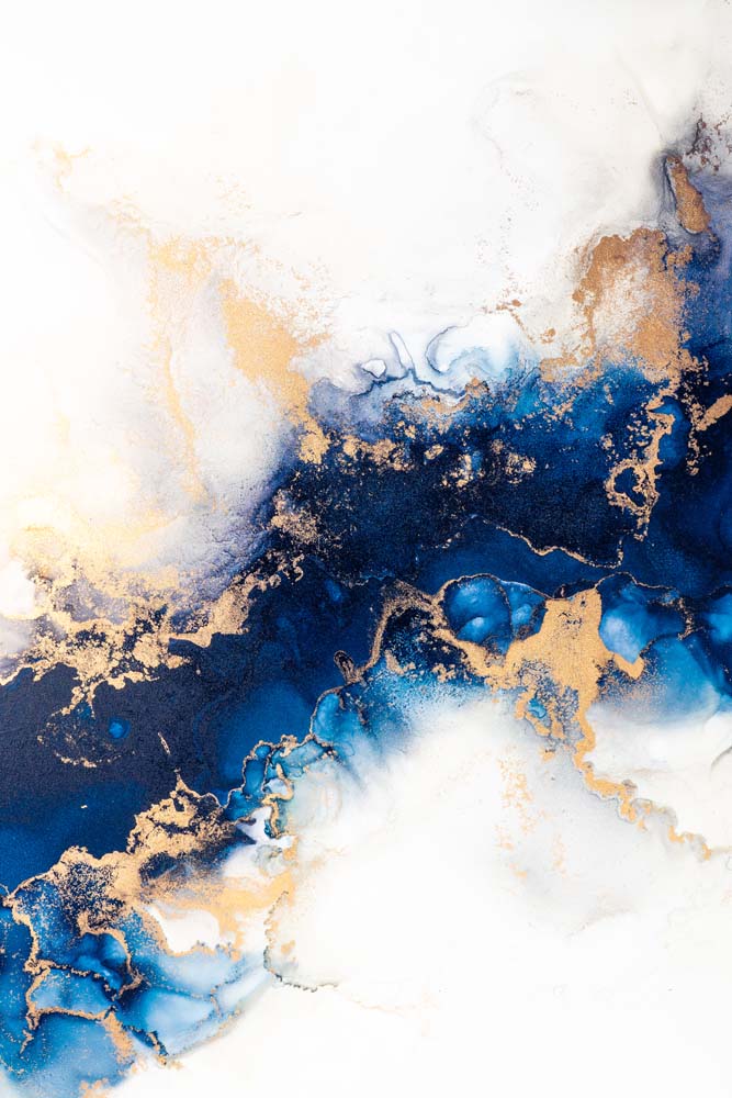 Middernachtblauw en goud – abstracte geode muurschildering