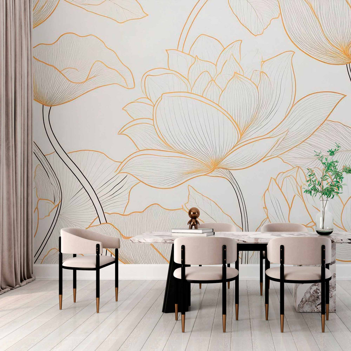 Minimalistisch lotus behang – gouden omlijnde bloemen op crème fotobehang