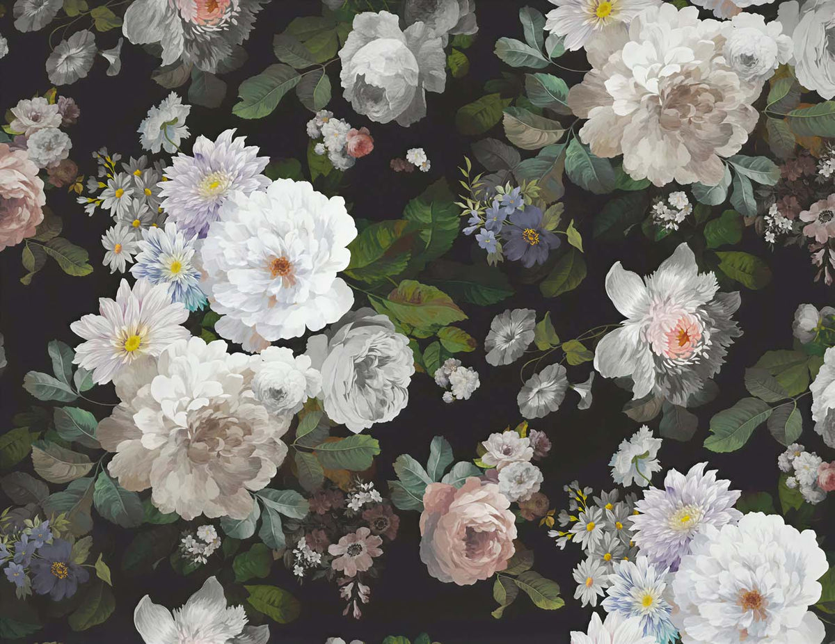 Donker bloemenbehang – witte pioenrozen en rozen op zwart fotobehang